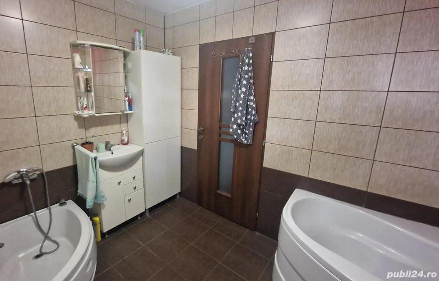 Vand Casa 800mp Re?i?a - 2