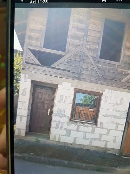 Vand doua case in Viseu de sus - 2