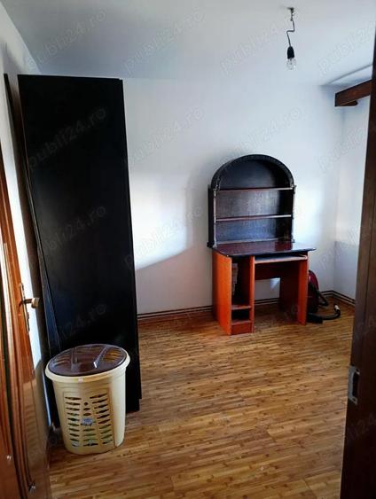 apartament de vanzare cu 3 camere - 3