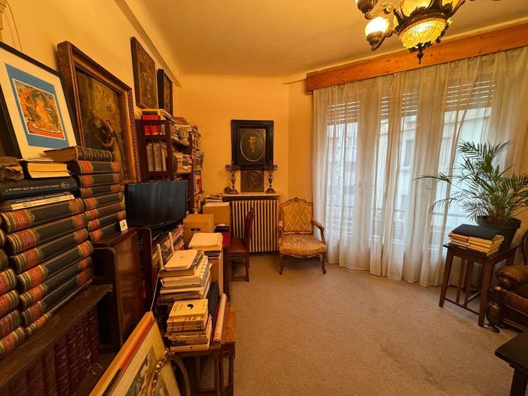 Vanzare apartament cinci camere Universitate metrou perfect pentru Airbnb - 8