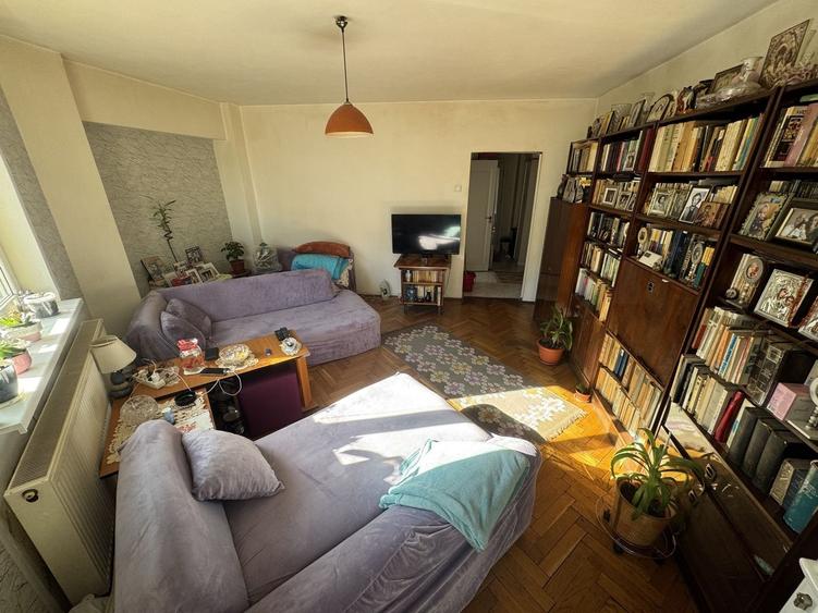 Apartament 3 camere zona Capitol - Templu - 1