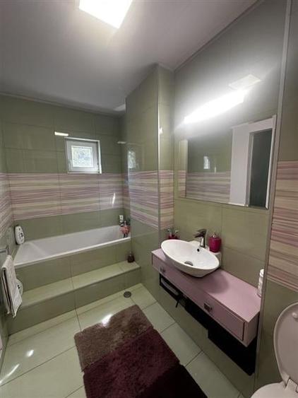 Mobilat si utilat modern la etajul 2/4 - 7