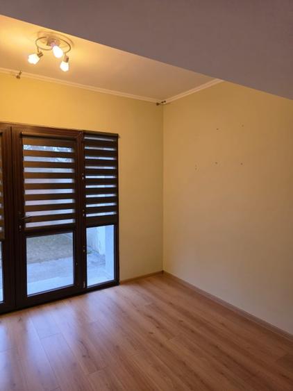 DUPLEX  Vila 8 camere, S+P + GRĂDINĂ PRIVATĂ, 145mp. - AFACERE PERFECTĂ - 12