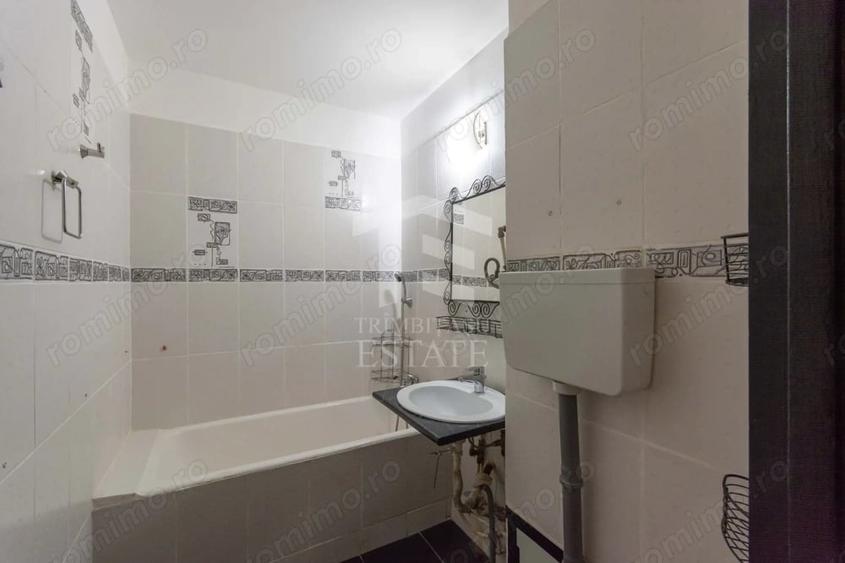 Apartament cu 3 camere semidecomandat în Mihai Bravu