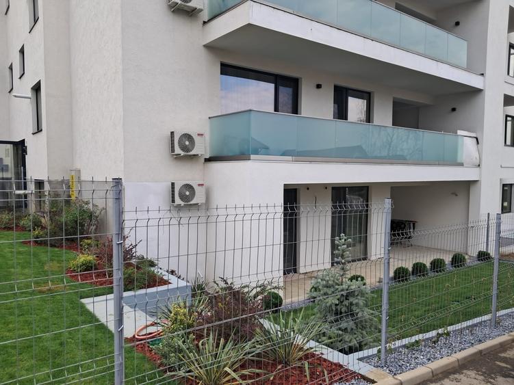 Apartment lux amenajat cu gradina proprie 3 cam Valea Lupului - 1