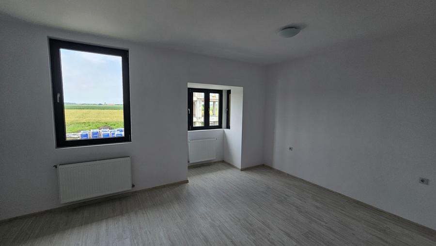 Duplex cu 4 camere cu Teren 250 Mp în Nord