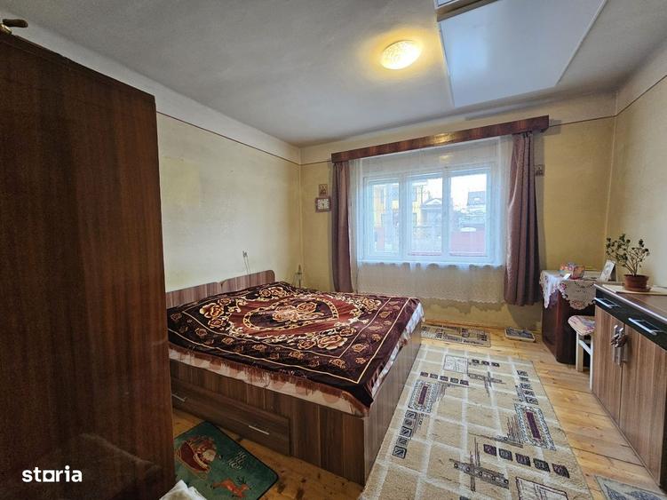 Casă cu 2 camere în Central