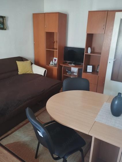 Garsonieră semidecomandată în Central