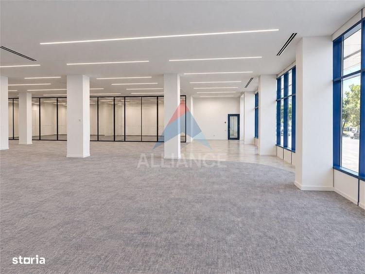 Spațiu comercial, de 750 mp, în Central