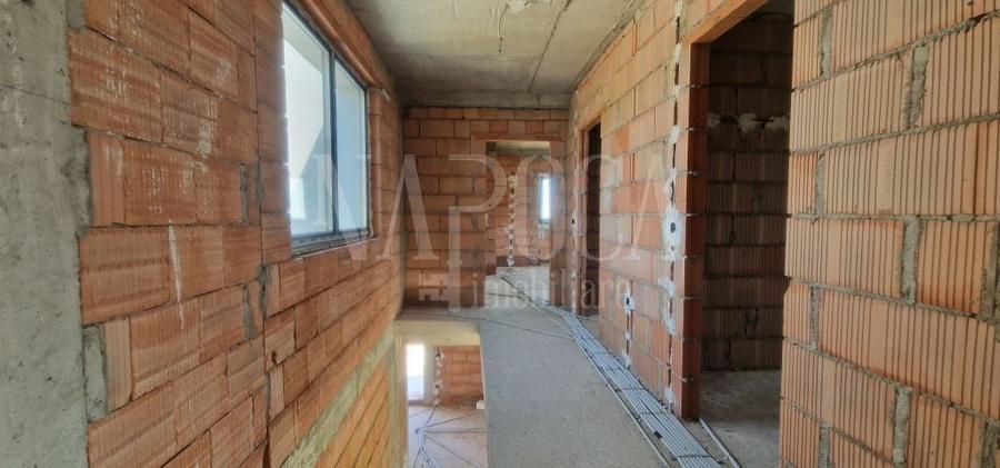Casă individuală cu 5 camere cu Canalizare în Feleacu