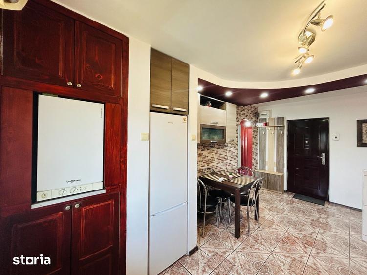 Apartament cu 3 camere decomandat în Lazaret