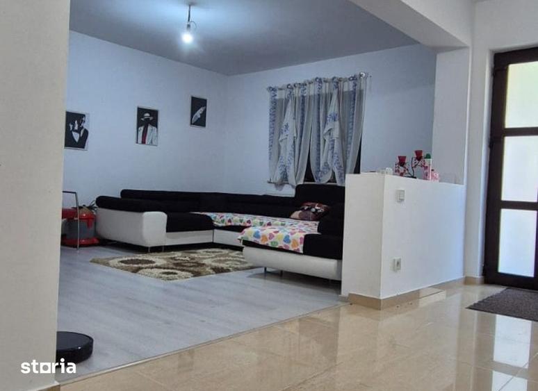 Casă cu 3 camere cu Teren 450 Mp în Bârnova