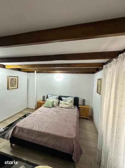 Casă cu 3 camere cu Teren 1500 Mp în Central