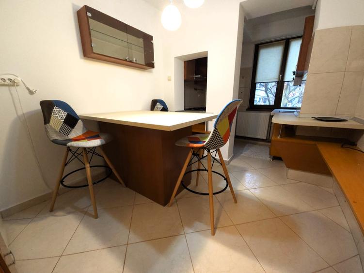 Apartament cu 2 camere decomandat în ICIL