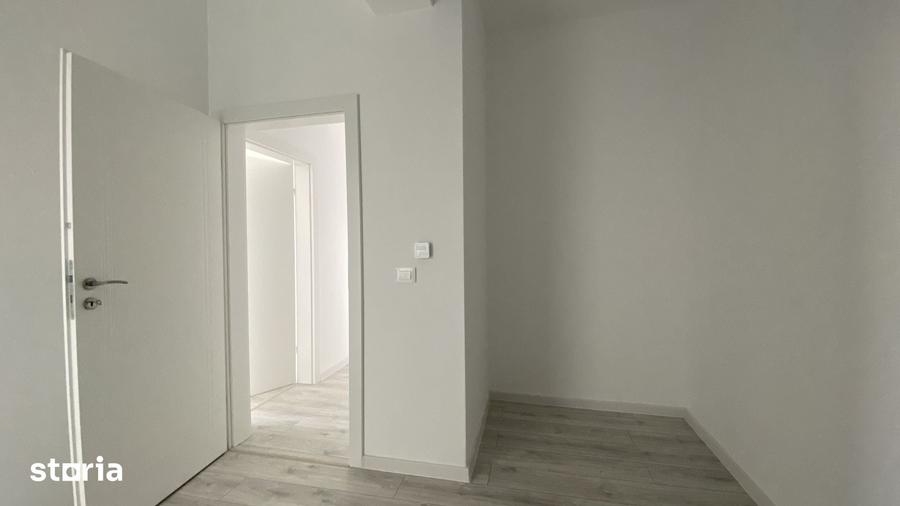 Apartament cu 4 camere în Mircea cel Bătrân