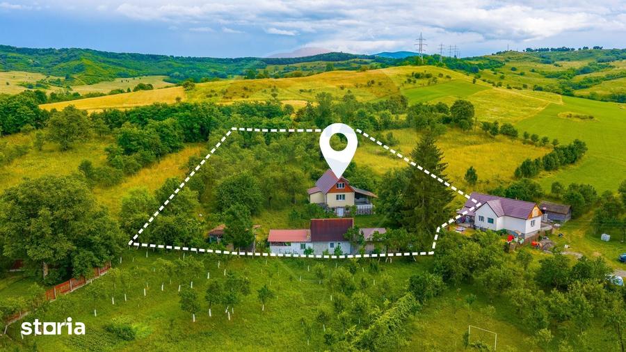 Casă cu 4 camere cu Teren 4874 Mp în Chiheru de Sus