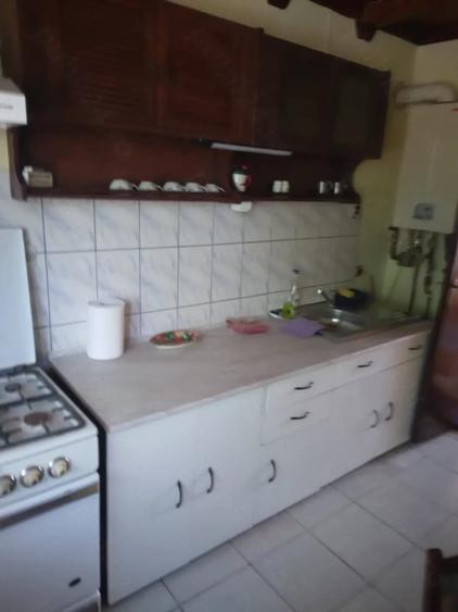 Casă cu Teren 50 Mp în Central