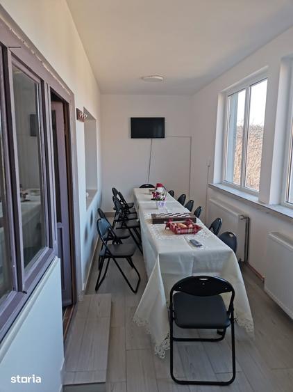 Casă cu 5 camere cu Teren 1000 Mp în Comarnic