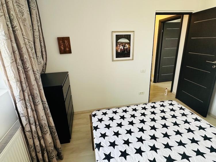 Apartament cu 3 camere semidecomandat, mobilat în Drumul Taberei