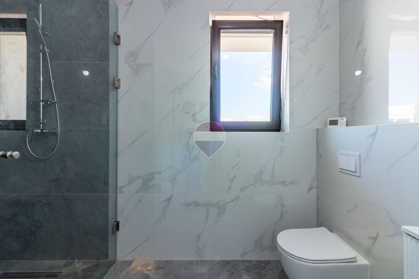 Duplex cu 4 camere cu Teren 180 Mp în Corbeanca