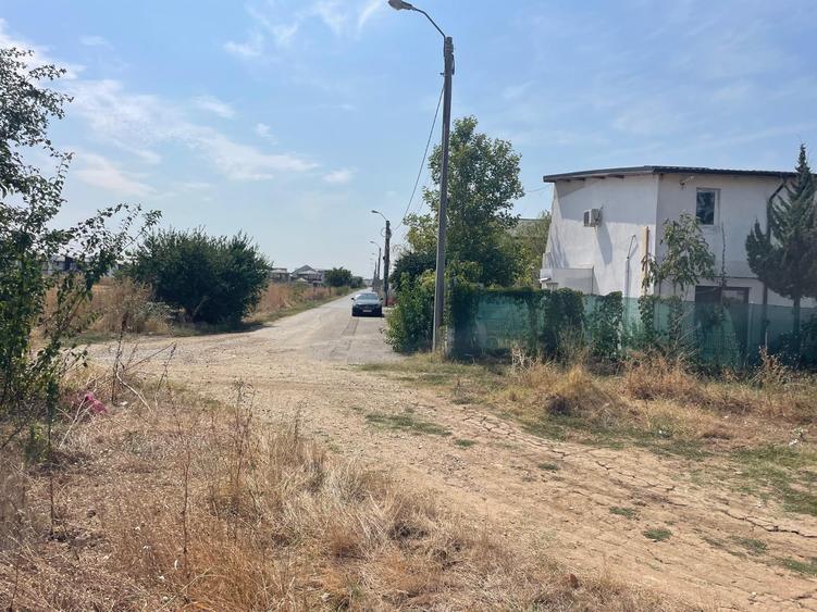 Teren Construcții intravilan de 3250 mp, în Otopeni