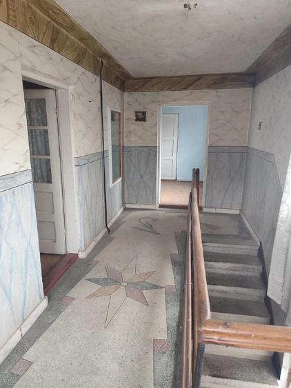 Casa spa?ioasa cu teren inclus ideal pentru construc?ii de 1335 m zona Savine?ti Neam? - 3