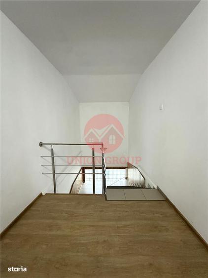 Pensiune 15 camere in a Doua Linie la Mare, zona Pescaria lui Matei - 2