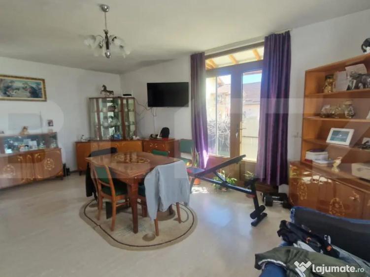 Casa 5 camere Tarlungeni (nu Izvor) teren 800 m, cartier no - 3