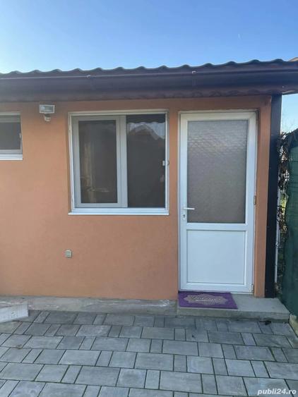 inchiriez camera cu baie bucatarie - 1