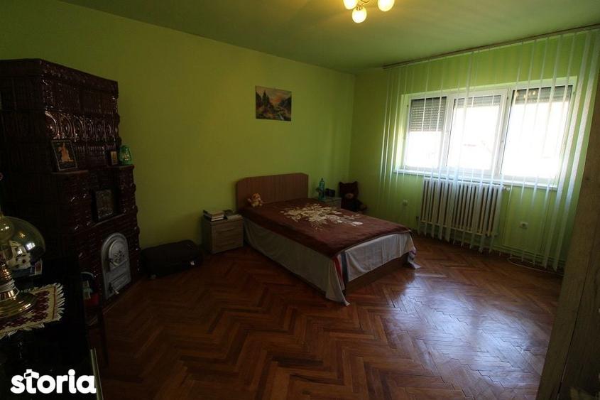 Vand casa P+E+Pod in Ha?eg, teren 700 mp, garaj, filigorie... - 12