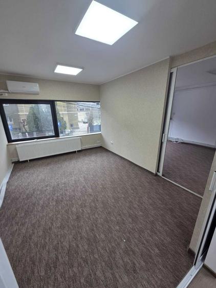 Inchiriez spatiu comercial+ spatiu pentru birouri Strada Decebal - 1