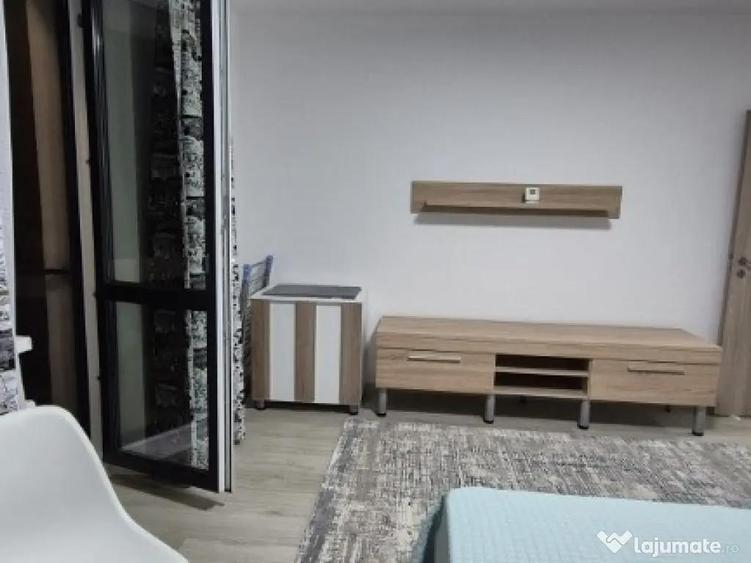 Garsoniera zona Coresi - 6