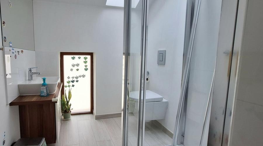 Casa eficienta energetic cu piscina in Giroc - 24