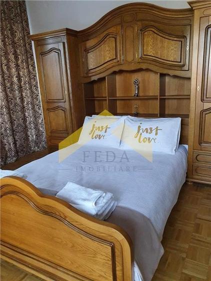 Casa pe colt cu teren de 2464 mp in ZONA MICALACA - 3