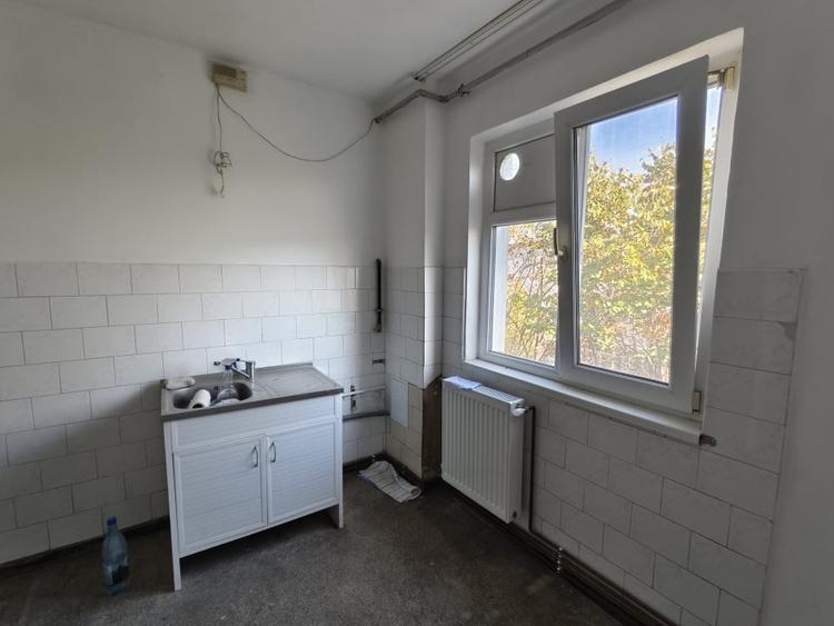 Apartament 3 camere decomandat - 17