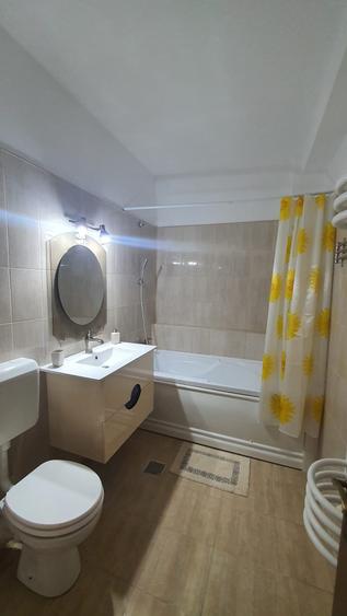 Exclusivitate, Mamaia Nord, 3 camere, decomandat, centrala gaz, loc de parcare - 8