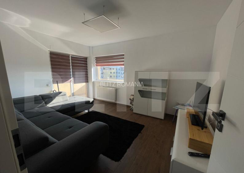 Apartament cu 2 camere, decomandat, parcare, zona Florilor