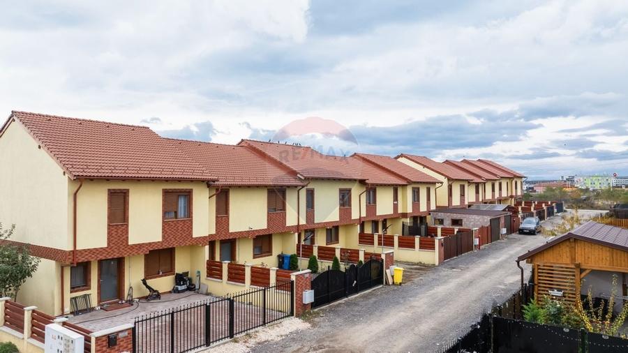 Comision 0 | Casa insiruita de vanzare in Sanpetru - 30