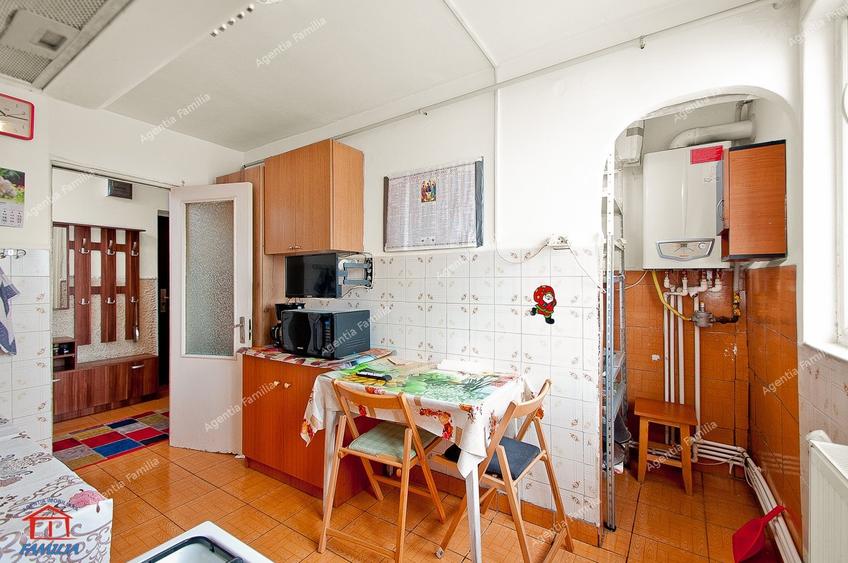 Vanzare apartamentu cu 2 camere in Micro 20 la u pret de 1000 euro/mp - 4