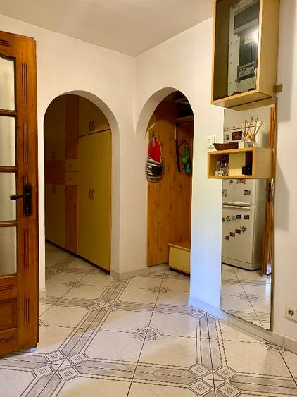PROPRIETAR - vând apartament cu 4 camere  - 11