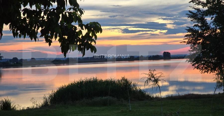 Teren intravilan, de vanzare, 2276 mp, zona lacul Geormane