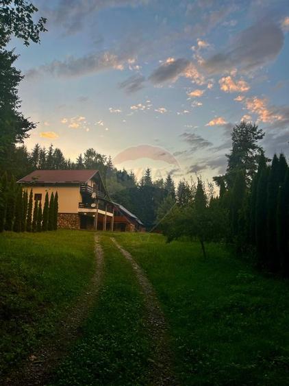 Hotel / Pensiune cu 6 camere de vanzare - 10