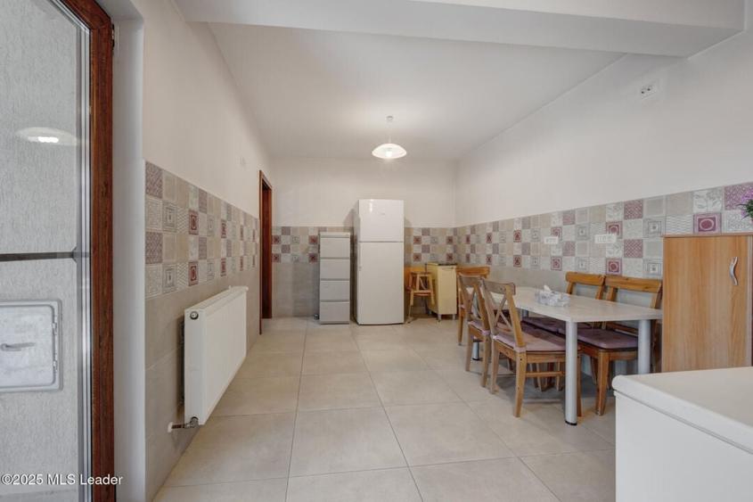 Vila Impresionanta in Tunari - Spatiu, Confort si Eleganta! - 19