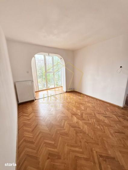 Apartament cu 2 camere | Central | Oravita - 4