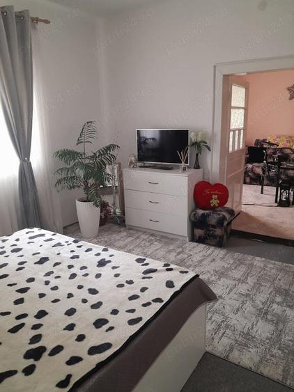 Casa de vanzare + teren - 7