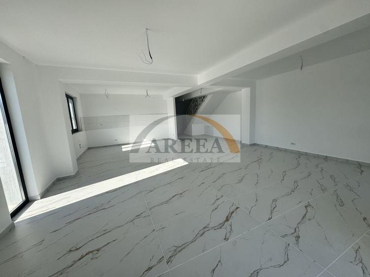 Vila 5 camere Otopeni Central-bucatarie si finisaje incluse - 6