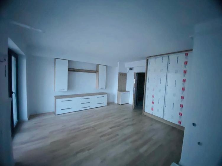 Garsoniera Kaufland  plus loc de parcare - 2