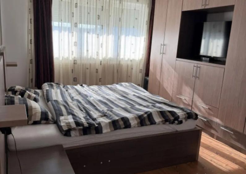 Apartament 2 camere, 49 mp, zona Lapus - 1