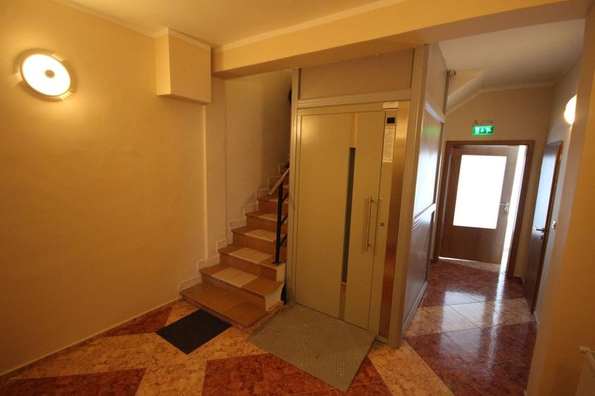 Vila  destinatie camin batrani - 47