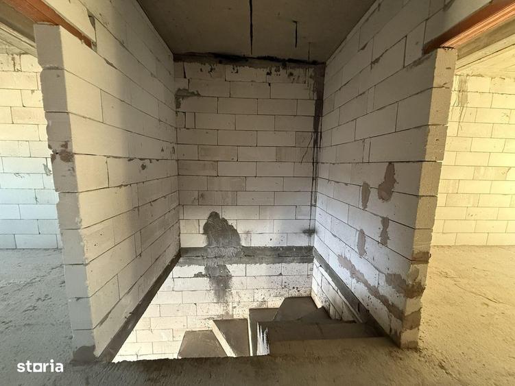 Casa moderna P+1E, structura solida si izolatie fonica. - 1